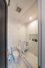 Enlarge photo 89