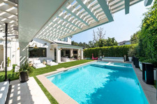 Enlarge photo 105