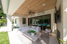 Enlarge photo 116