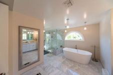 Enlarge photo 82