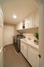Enlarge photo 128