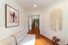 Enlarge photo 35