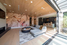 Enlarge photo 28