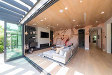 Enlarge photo 30