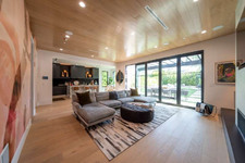 Enlarge photo 31