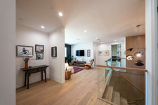 Enlarge photo 47