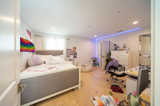 Enlarge photo 41
