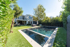 Enlarge photo 54