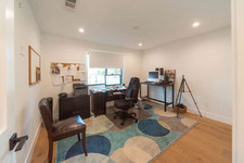 Enlarge photo 32