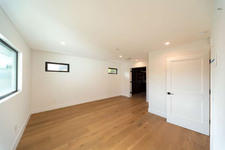 Enlarge photo 50