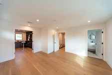 Enlarge photo 51