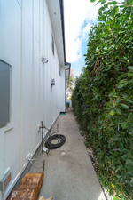 Enlarge photo 64