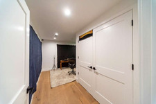 Enlarge photo 87
