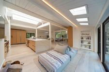 Enlarge photo 28
