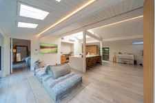 Enlarge photo 29