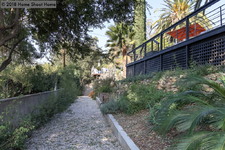 Enlarge photo 61