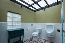Enlarge photo 83