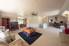 Enlarge photo 38