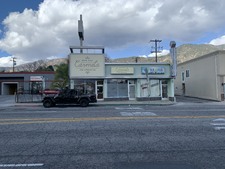 Washington / Altadena Shops