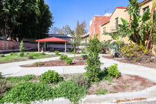 Enlarge photo 71