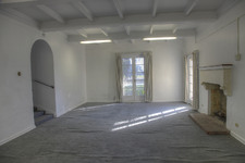 Enlarge photo 118