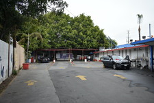 Enlarge photo 19