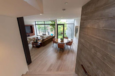 Enlarge photo 54