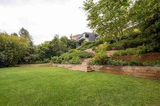 Enlarge photo 107