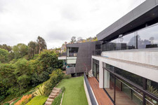 Enlarge photo 127
