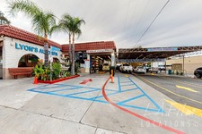 Lyons Car Wash-Pairs w SC/Castaic Roads