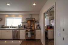 Enlarge photo 32