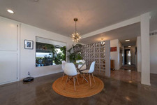 Enlarge photo 36