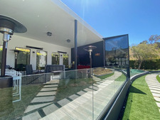 Enlarge photo 16