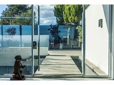 Enlarge photo 18