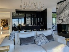 Enlarge photo 24