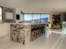 Enlarge photo 30