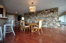 Enlarge photo 34