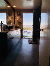 Enlarge photo 74
