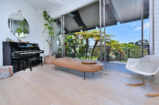 Enlarge photo 28