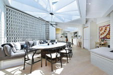 Enlarge photo 33