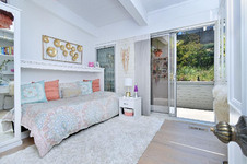 Enlarge photo 58