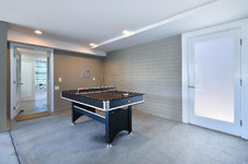 Enlarge photo 88