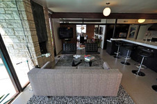 Enlarge photo 40
