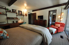 Enlarge photo 56