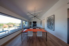 Enlarge photo 44