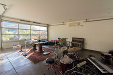 Enlarge photo 132