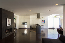 Enlarge photo 21