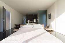 Enlarge photo 64