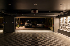 Enlarge photo 70