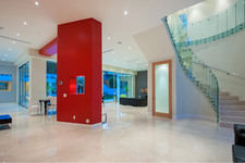 Enlarge photo 33